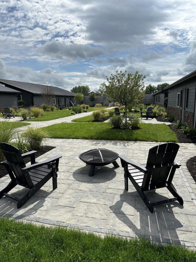 Big Cat Bungalows At The Haven - Lion 2 Canastota Zewnętrze zdjęcie
